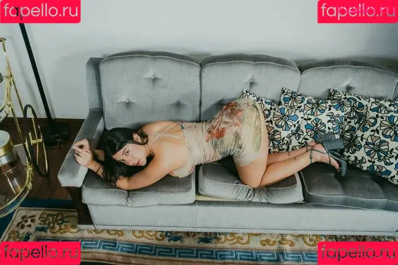 Camila Valencia / camila_valencia / camilevalencia / cavbb / https: / motocami Onlyfans Photo Gallery 