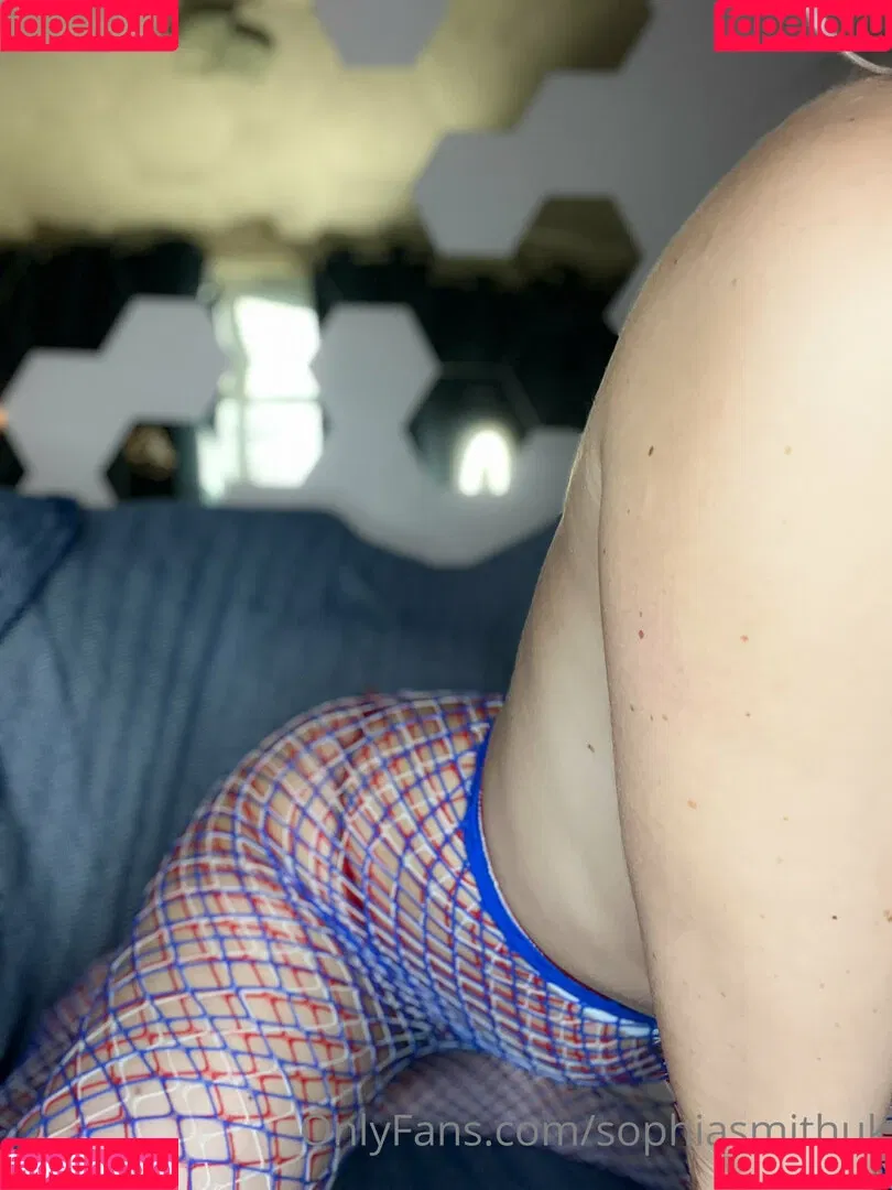 sophiasmithuk / sophiaxsmith Onlyfans Photo Gallery 