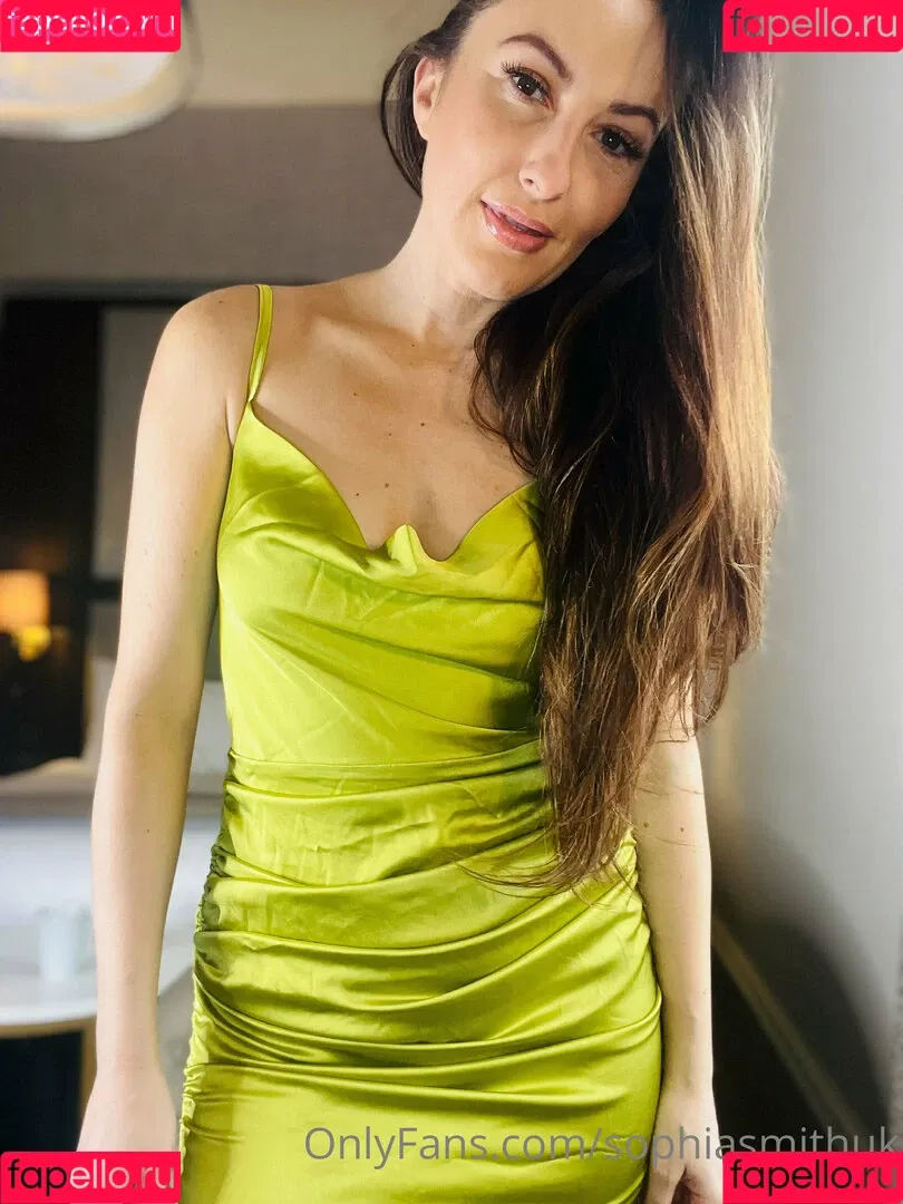 sophiasmithuk / sophiaxsmith Onlyfans Photo Gallery 