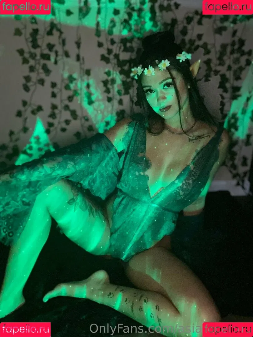 asiapolerina / biology_beauty Onlyfans Photo Gallery 