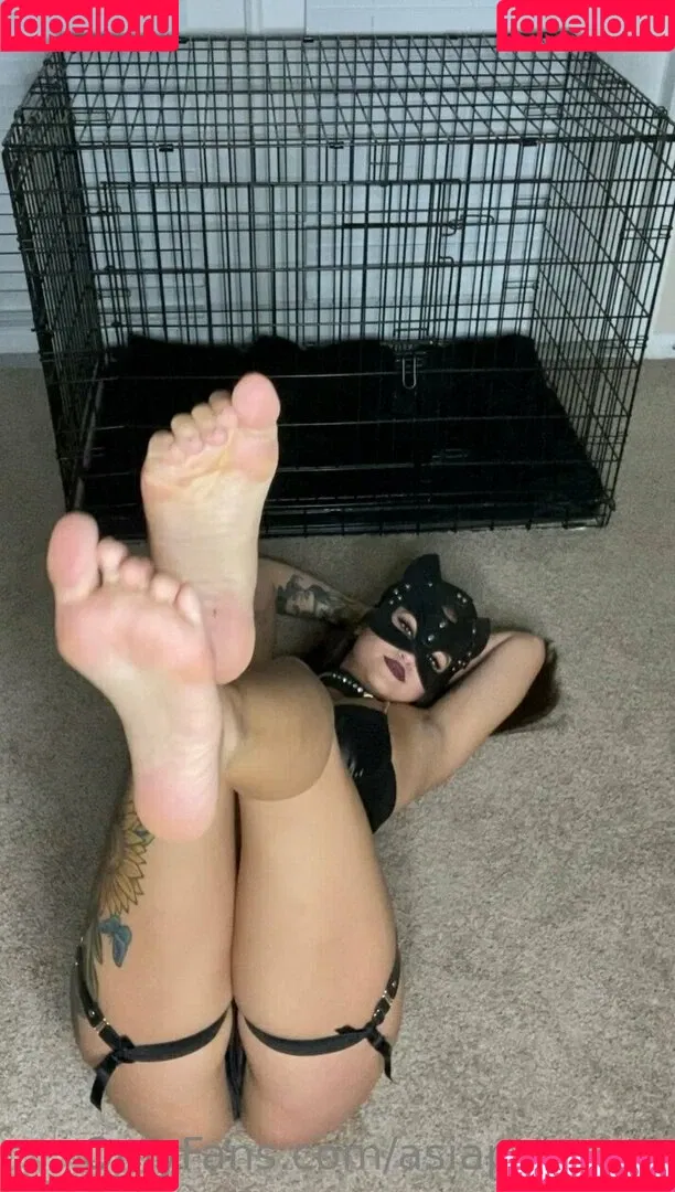 asiapolerina / biology_beauty Onlyfans Photo Gallery 