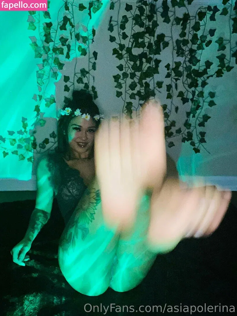 asiapolerina / biology_beauty Onlyfans Photo Gallery 