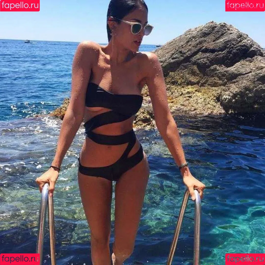 Eiza Gonzalez / eizagonzalez / elisagonz Onlyfans Photo Gallery 