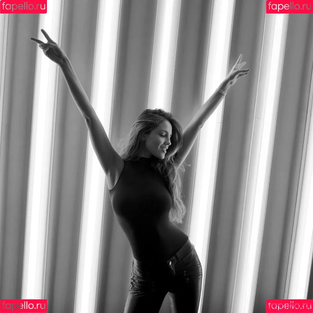 Eiza Gonzalez / eizagonzalez / elisagonz Onlyfans Photo Gallery 