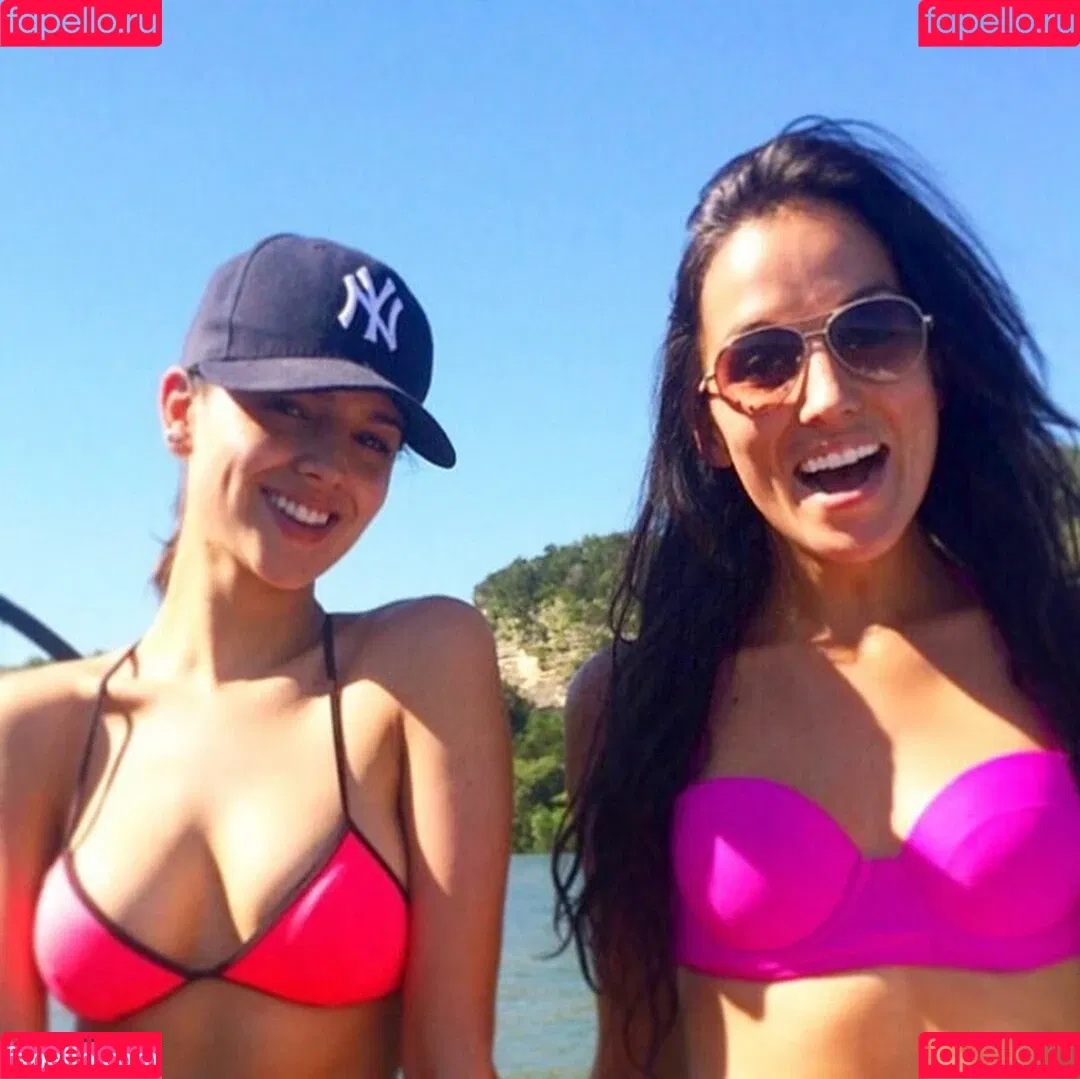 Eiza Gonzalez / eizagonzalez / elisagonz Onlyfans Photo Gallery 