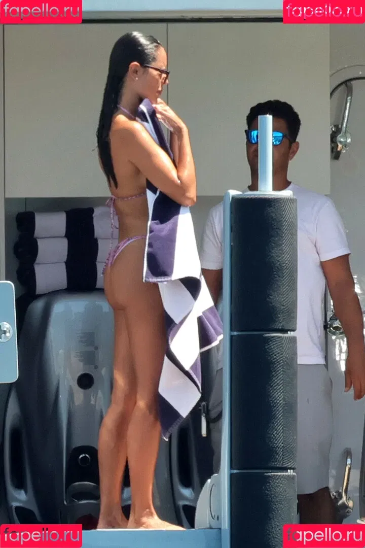 Eiza Gonzalez / eizagonzalez / elisagonz Onlyfans Photo Gallery 