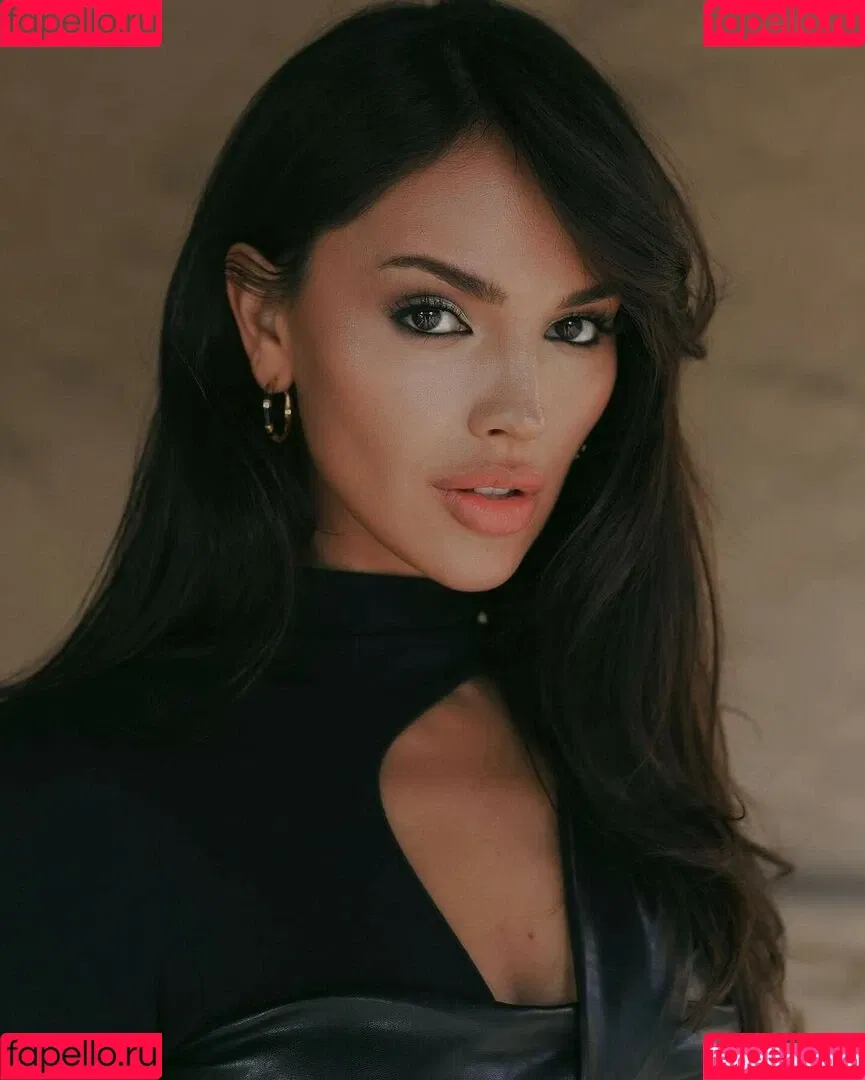 Eiza Gonzalez / eizagonzalez / elisagonz Onlyfans Photo Gallery 