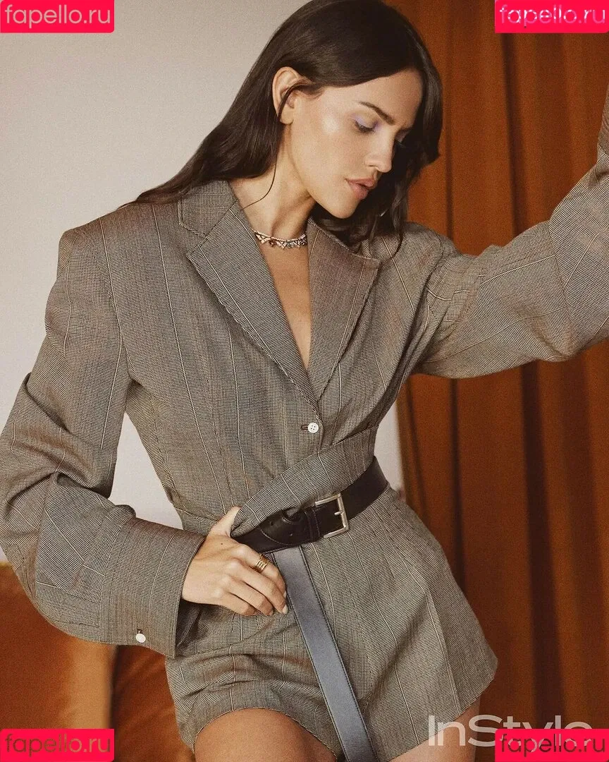 Eiza Gonzalez / eizagonzalez / elisagonz Onlyfans Photo Gallery 