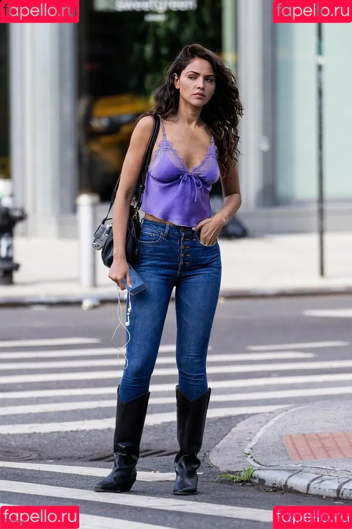 Eiza Gonzalez / eizagonzalez / elisagonz Onlyfans Photo Gallery 