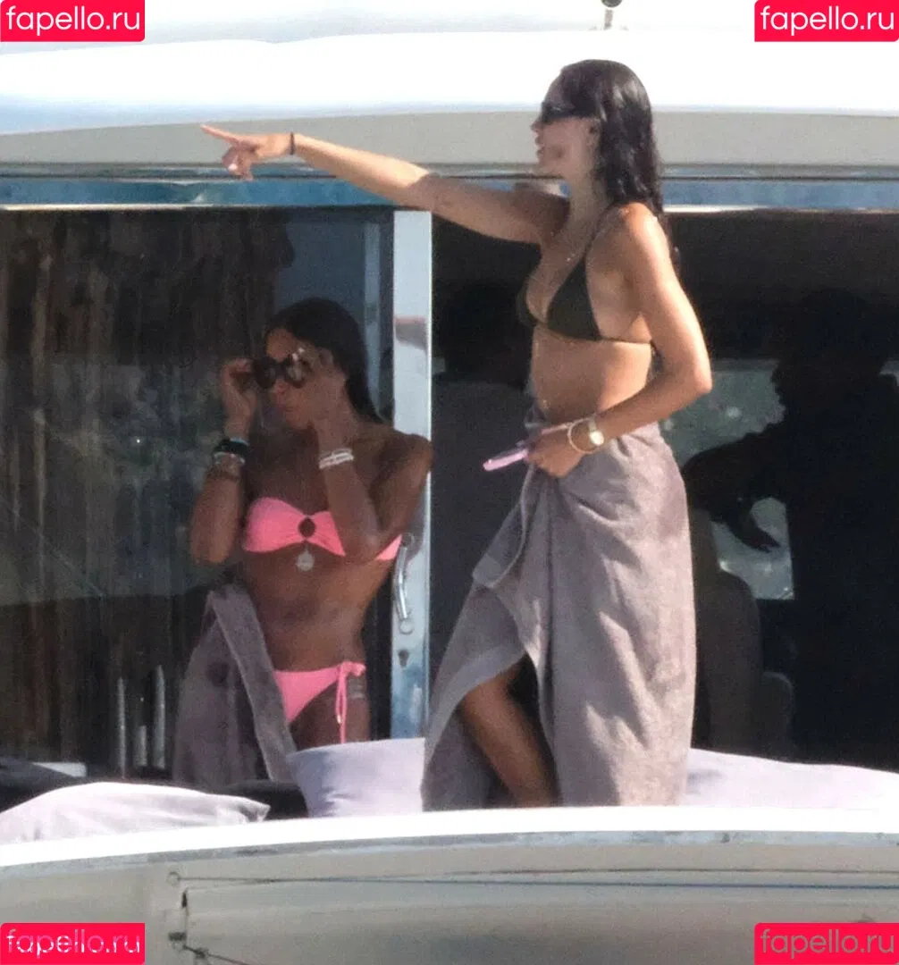 Eiza Gonzalez / eizagonzalez / elisagonz Onlyfans Photo Gallery 