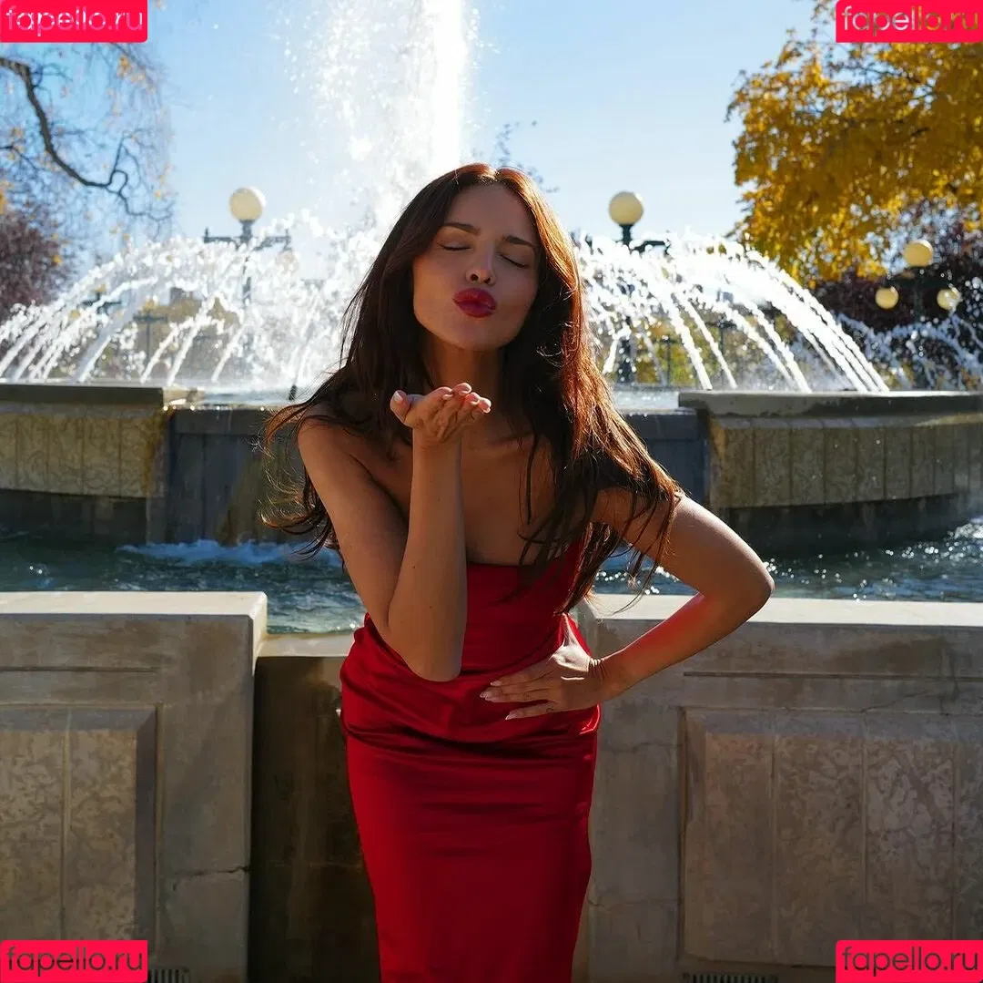 Eiza Gonzalez / eizagonzalez / elisagonz Onlyfans Photo Gallery 
