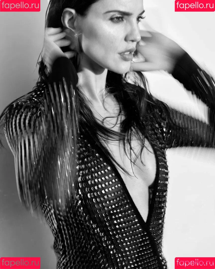 Eiza Gonzalez / eizagonzalez / elisagonz Onlyfans Photo Gallery 