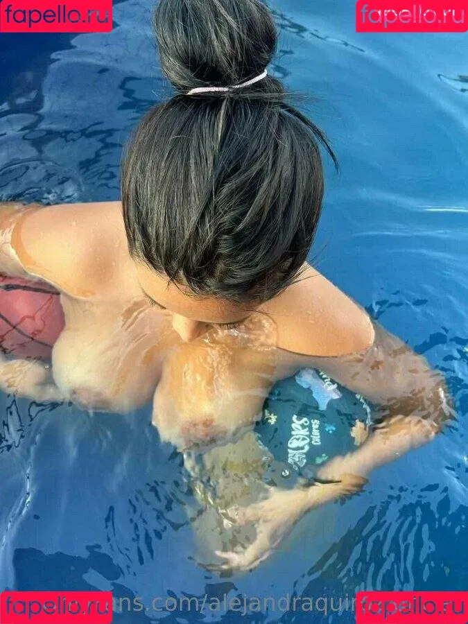 Alejandra Quiroz / alejandraquiroz_f Onlyfans Photo Gallery 