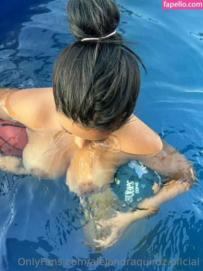 Alejandra Quiroz / alejandraquiroz_f Onlyfans Photo Gallery 