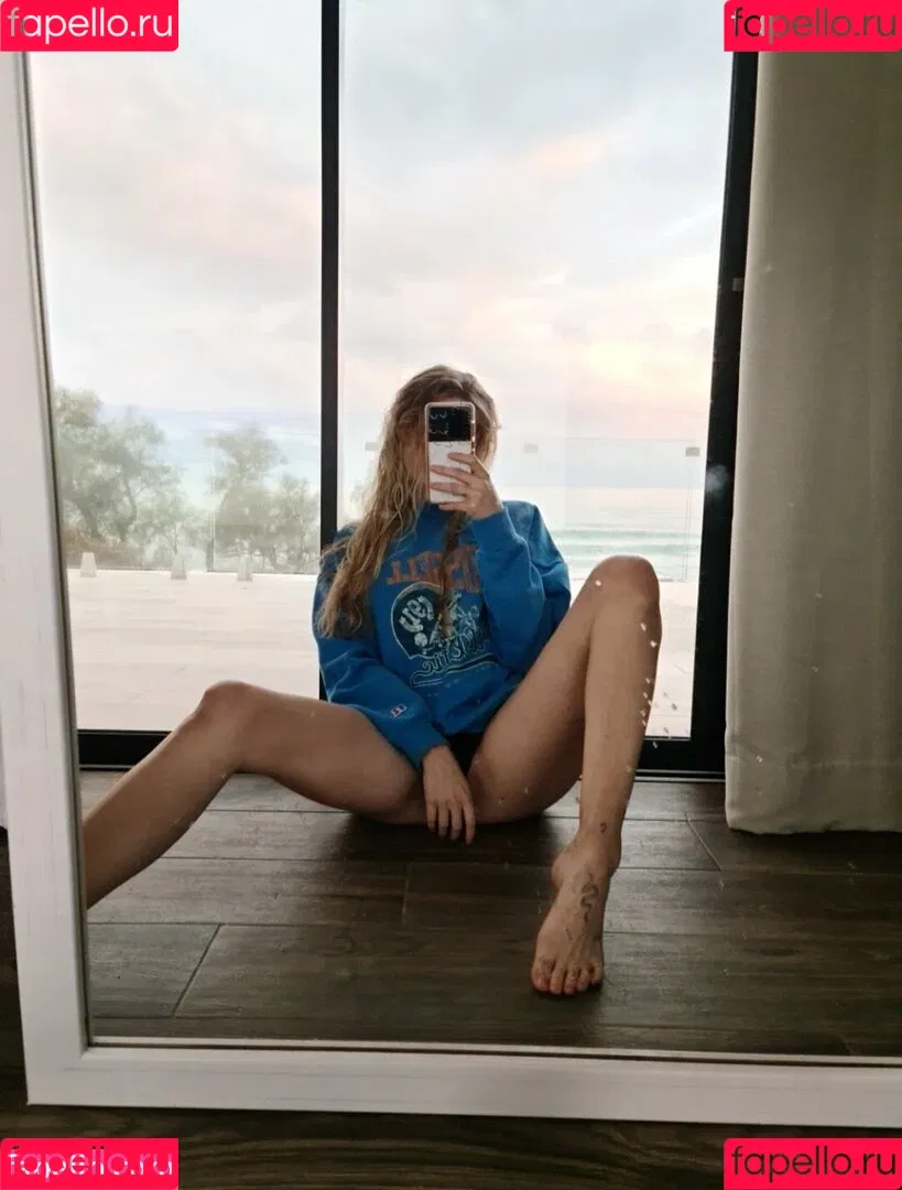 kalemia / lil_hanne / lilhanne Onlyfans Photo Gallery 