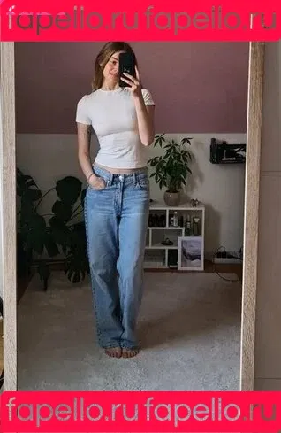kalemia / lil_hanne / lilhanne Onlyfans Photo Gallery 