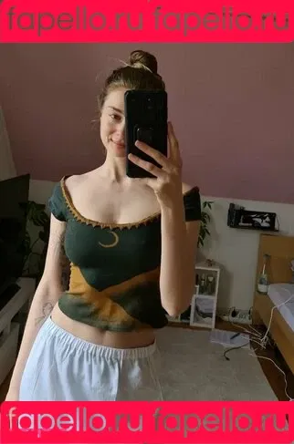 kalemia / lil_hanne / lilhanne Onlyfans Photo Gallery 