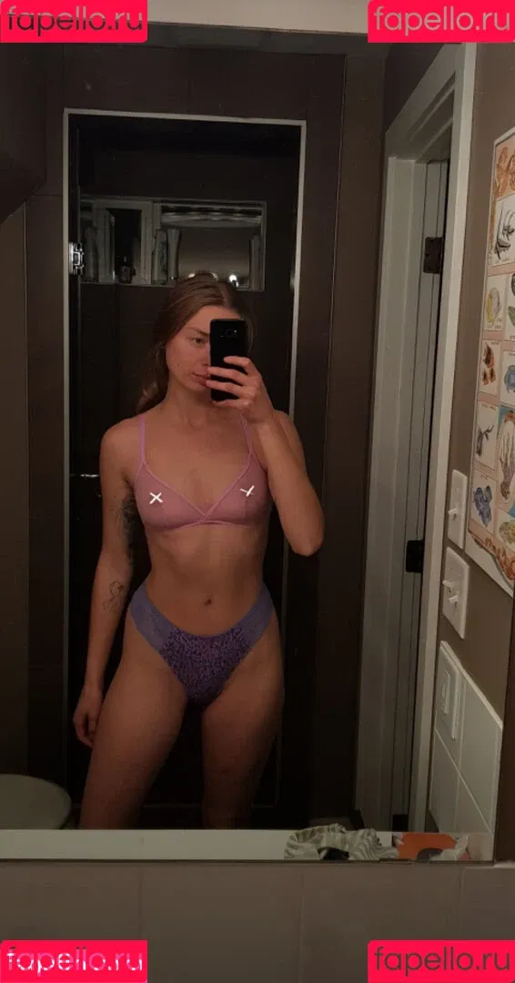kalemia / lil_hanne / lilhanne Onlyfans Photo Gallery 