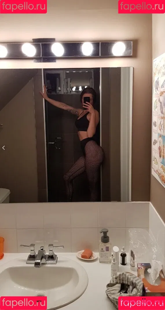 kalemia / lil_hanne / lilhanne Onlyfans Photo Gallery 