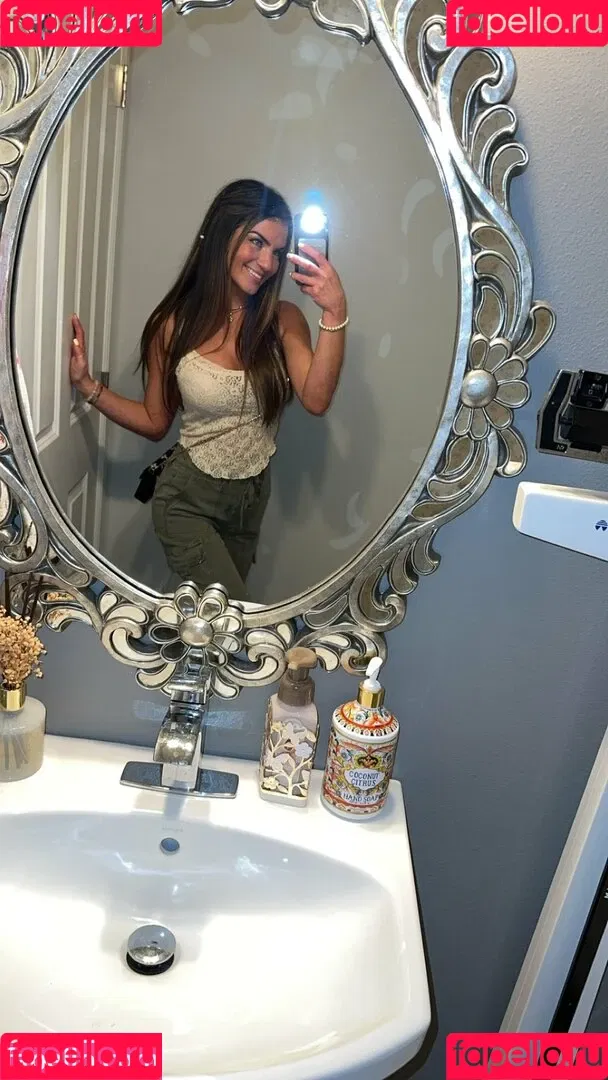 Carlie Jo / carliejokent / cupofcarliejo Onlyfans Photo Gallery 