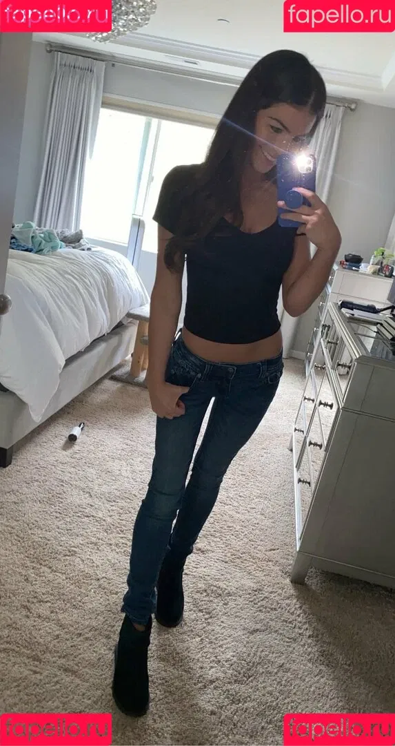Carlie Jo / carliejokent / cupofcarliejo Onlyfans Photo Gallery 