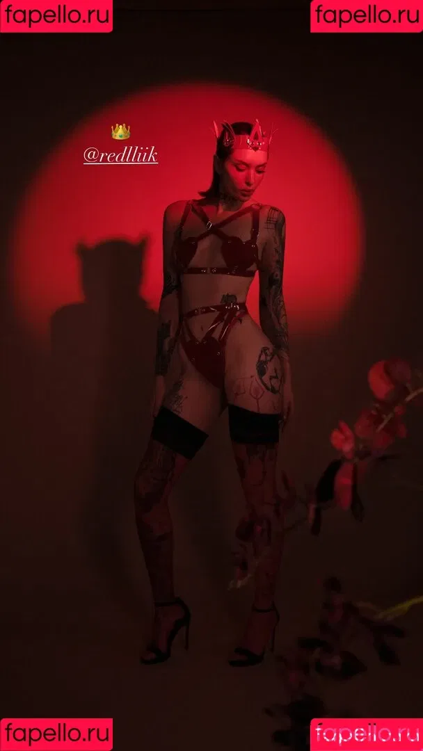 Red_lina / Redlikk / Redlina13 Onlyfans Photo Gallery 