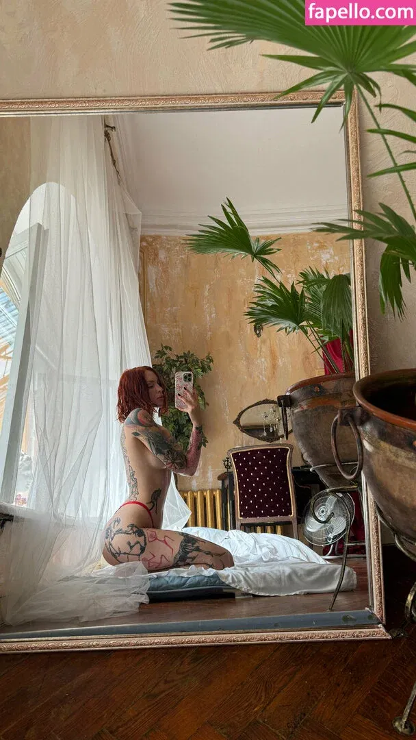 Red_lina / Redlikk / Redlina13 Onlyfans Photo Gallery 