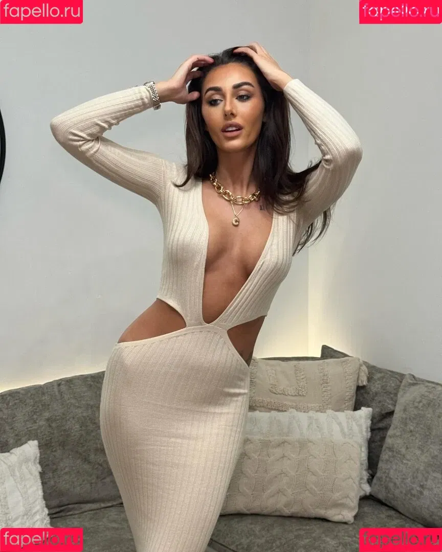 Chloe Veitch / chloeveitchofficial Onlyfans Photo Gallery 