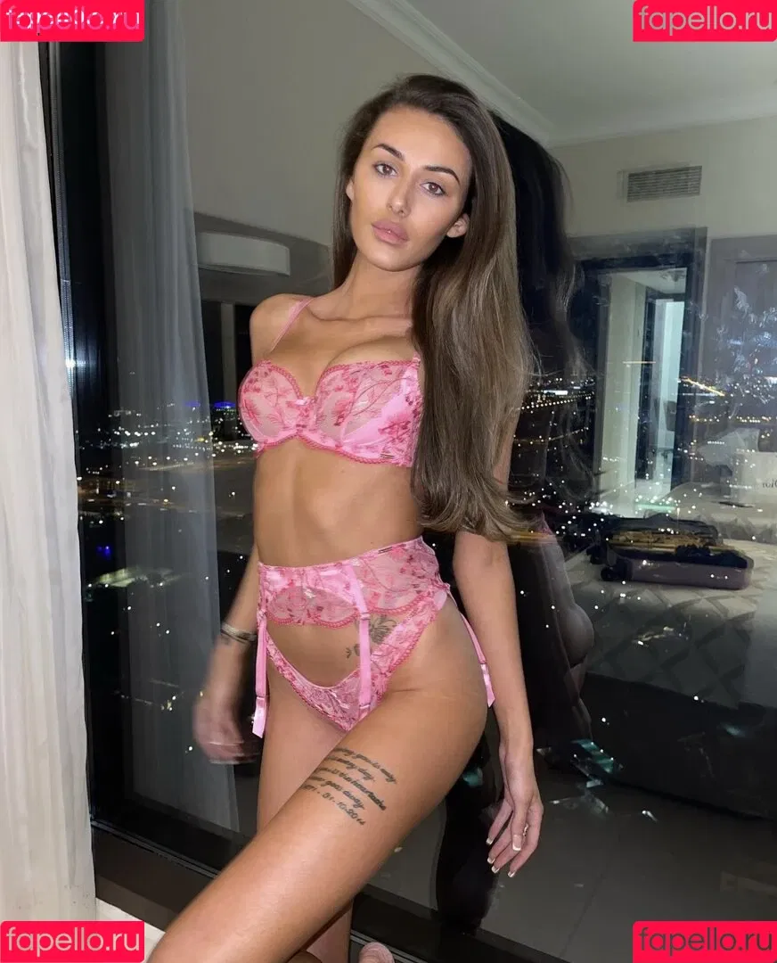 Chloe Veitch / chloeveitchofficial Onlyfans Photo Gallery 