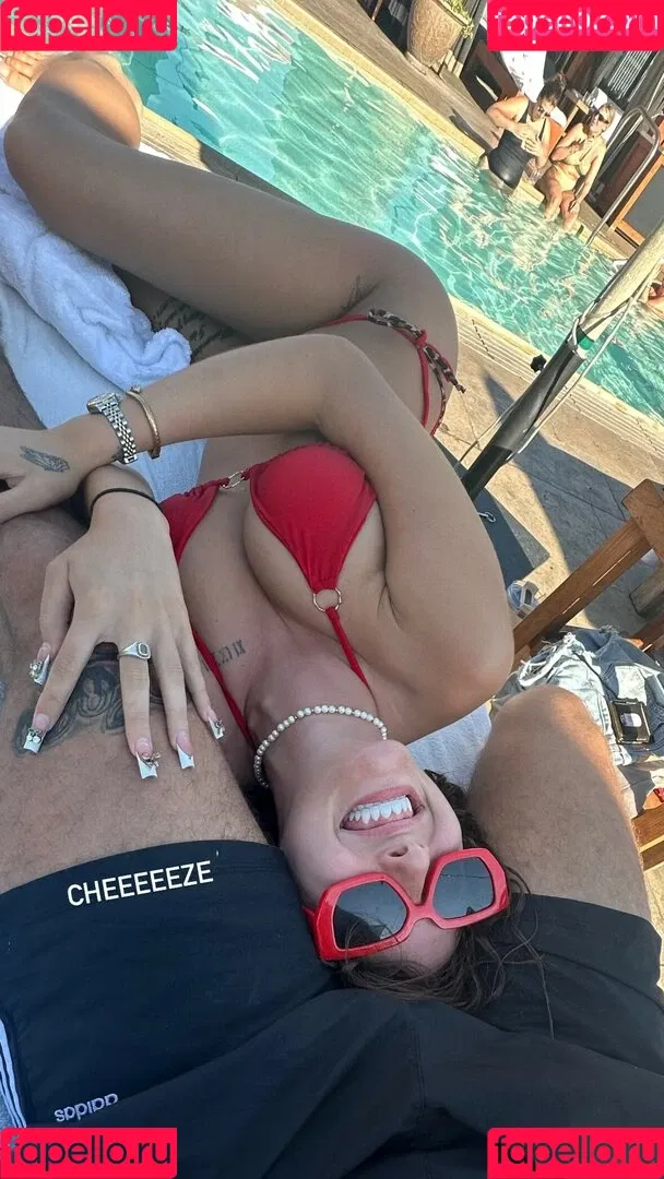 Chloe Veitch / chloeveitchofficial Onlyfans Photo Gallery 
