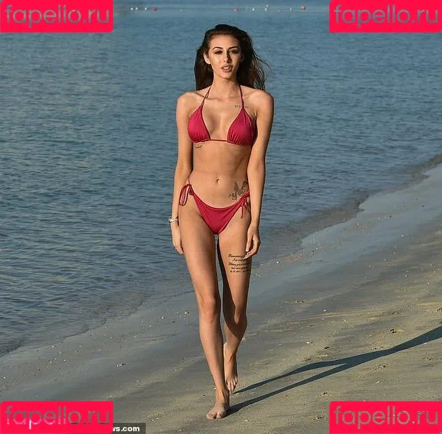 Chloe Veitch / chloeveitchofficial Onlyfans Photo Gallery 