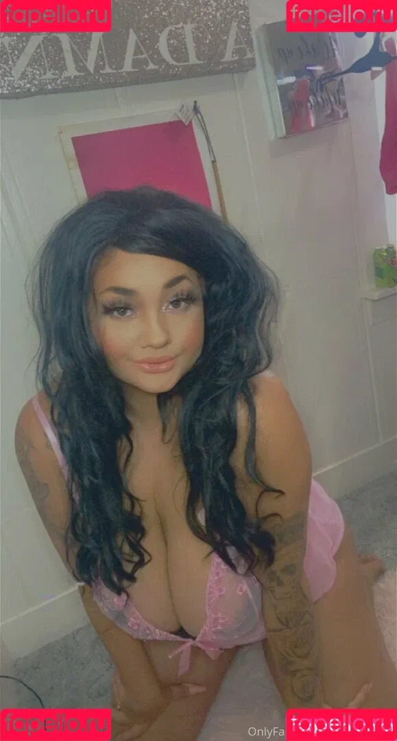 bigboobjada / https: / jada.bell3.0 Onlyfans Photo Gallery 