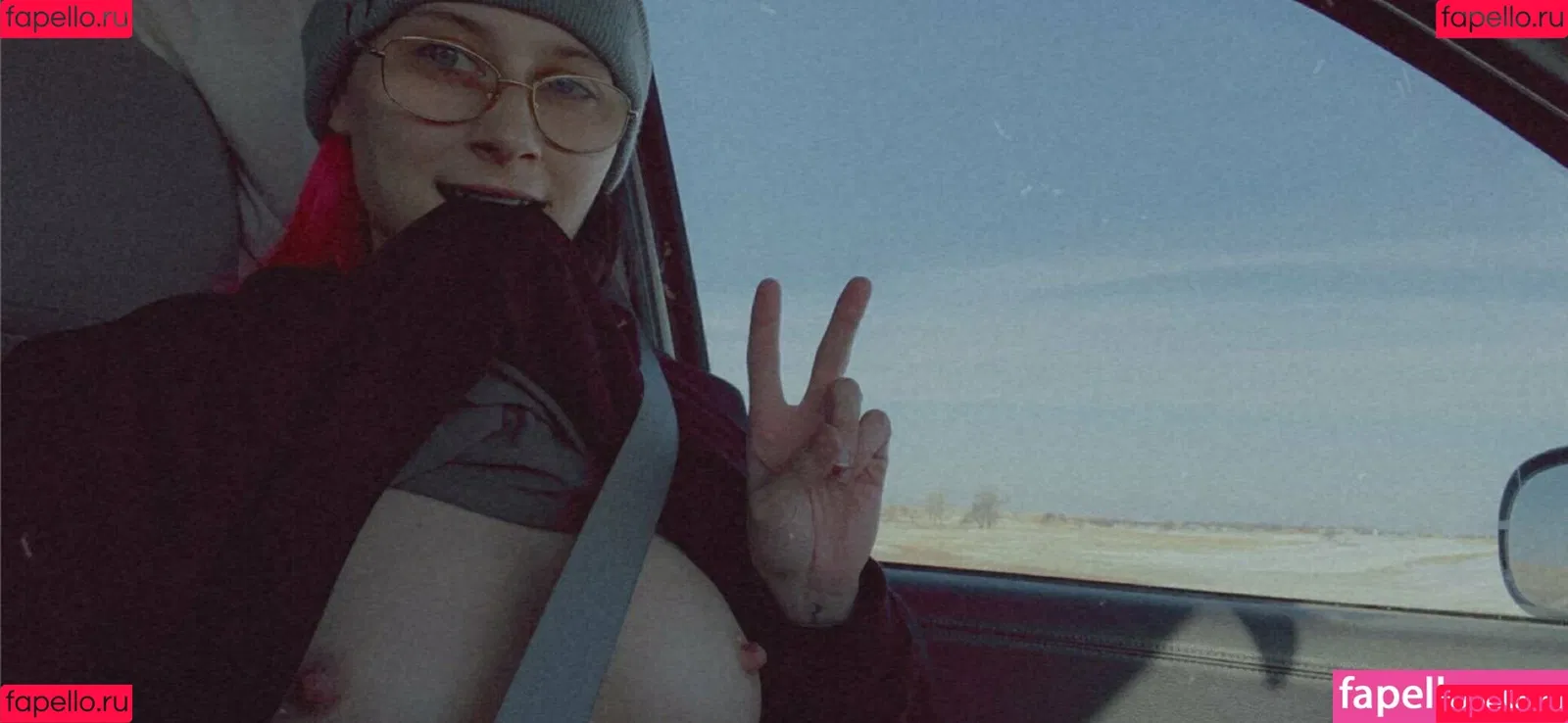 KatWoods / Katsstoned Onlyfans Photo Gallery 