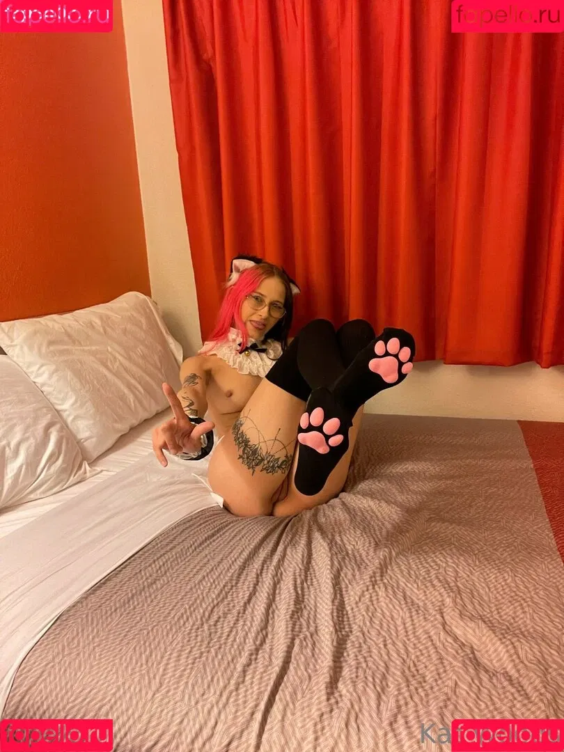 KatWoods / Katsstoned Onlyfans Photo Gallery 