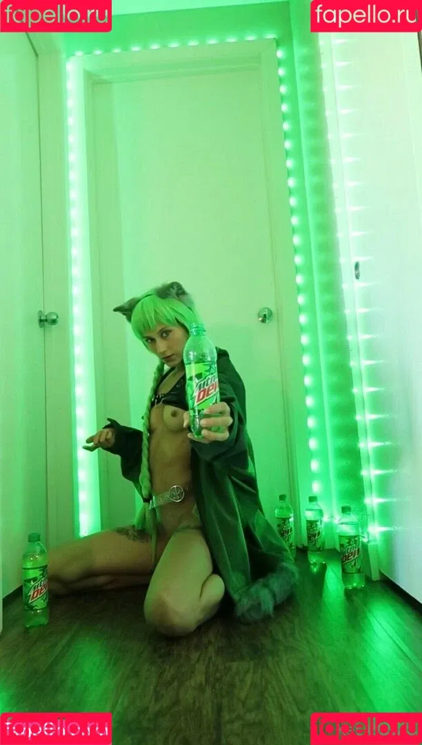 KatWoods / Katsstoned Onlyfans Photo Gallery 