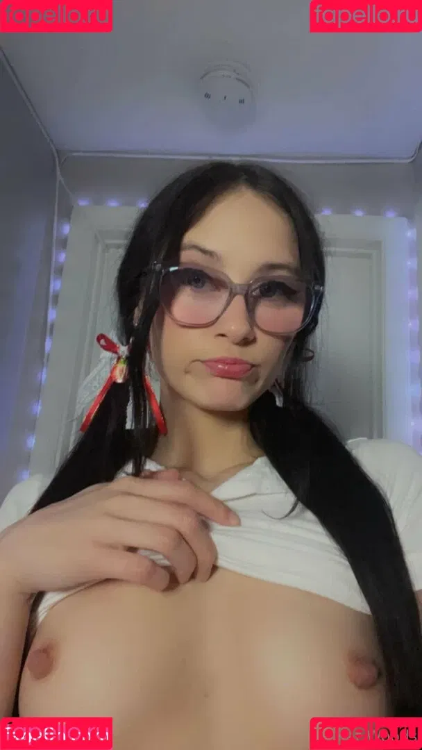 KatWoods / Katsstoned Onlyfans Photo Gallery 