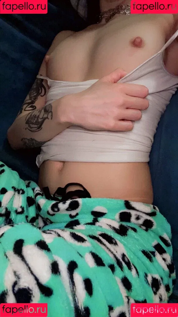 KatWoods / Katsstoned Onlyfans Photo Gallery 