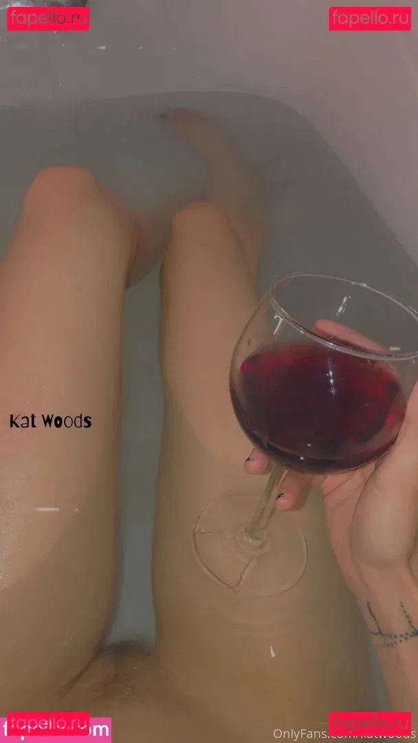 KatWoods / Katsstoned Onlyfans Photo Gallery 