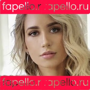 Nikki Sullivan Onlyfans Photo Gallery 