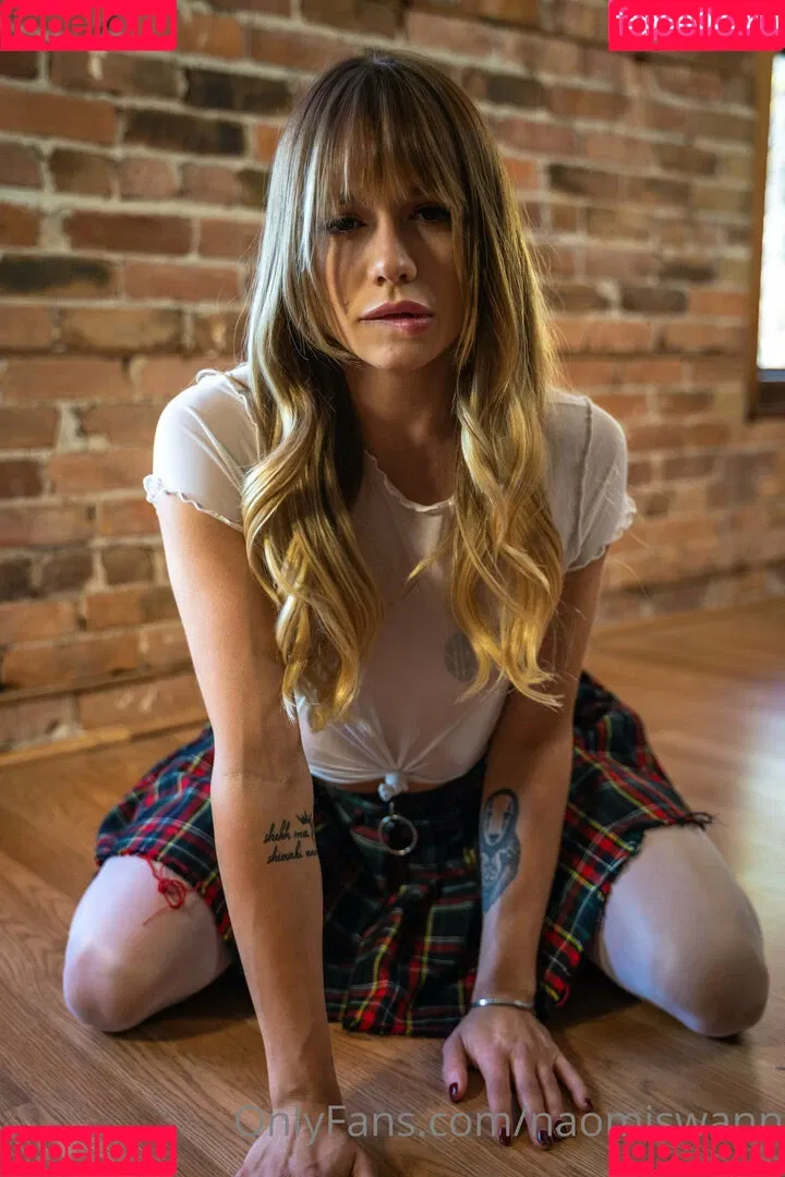 Naomi Swann / naomi_swann / naomiswann / naomiswann.x223 Onlyfans Photo Gallery 