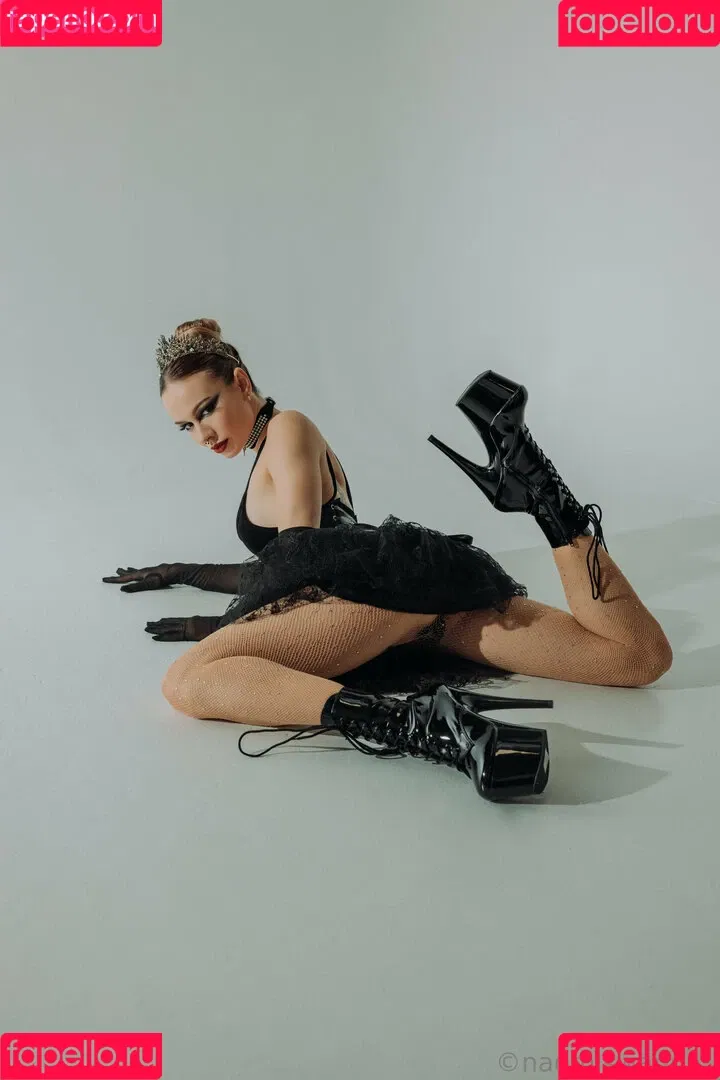 Naomi Swann / naomi_swann / naomiswann / naomiswann.x223 Onlyfans Photo Gallery 