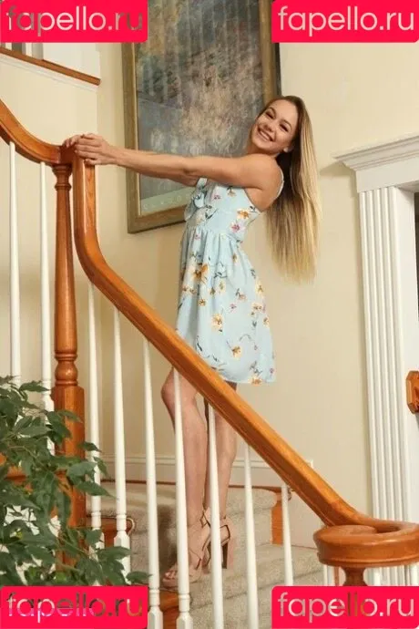 Naomi Swann / naomi_swann / naomiswann / naomiswann.x223 Onlyfans Photo Gallery 