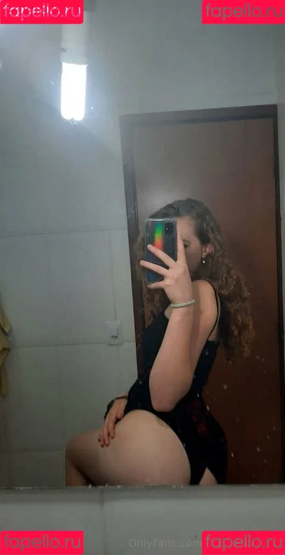 lavinia.tiburski / laviniatiburski Onlyfans Photo Gallery 
