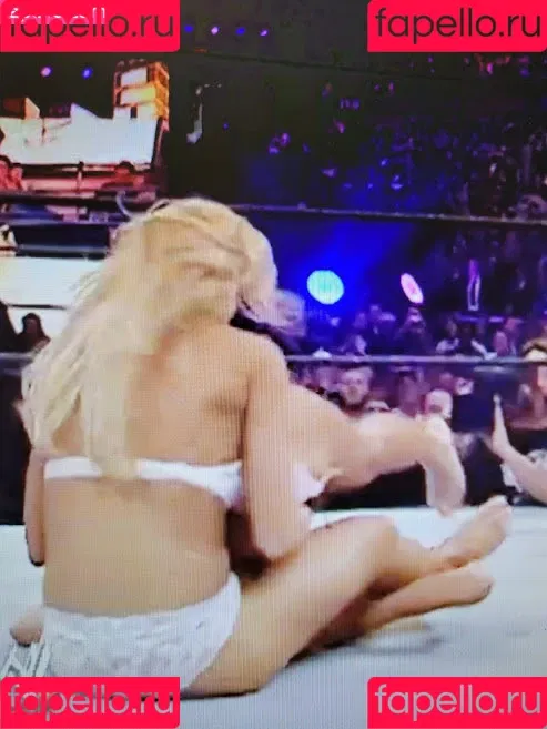 Torrie Wilson / torriewilson Onlyfans Photo Gallery 