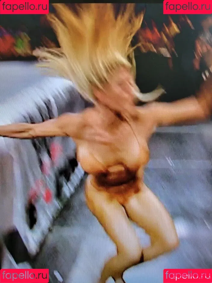 Torrie Wilson / torriewilson Onlyfans Photo Gallery 