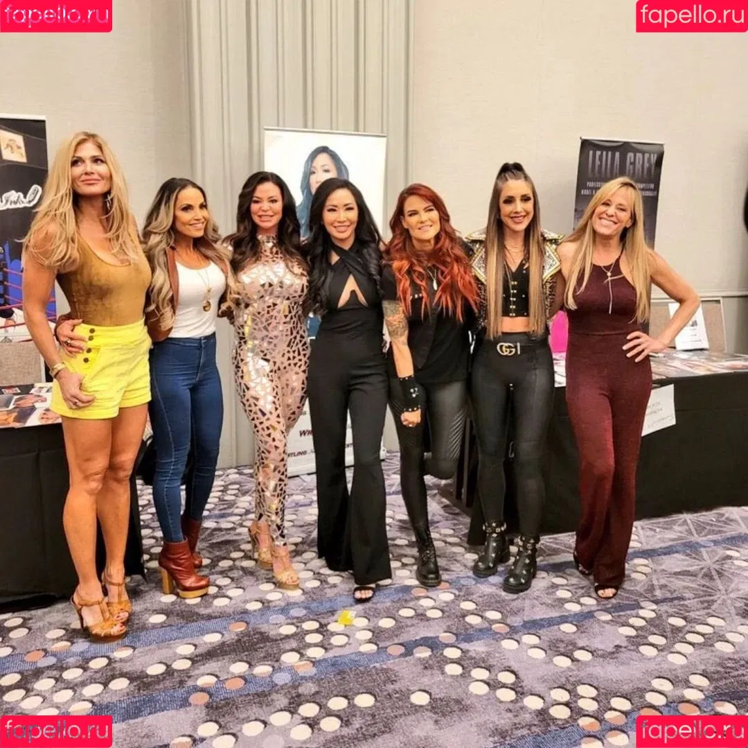 Torrie Wilson / torriewilson Onlyfans Photo Gallery 