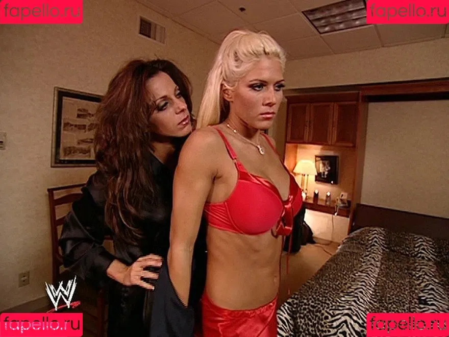 Torrie Wilson / torriewilson Onlyfans Photo Gallery 