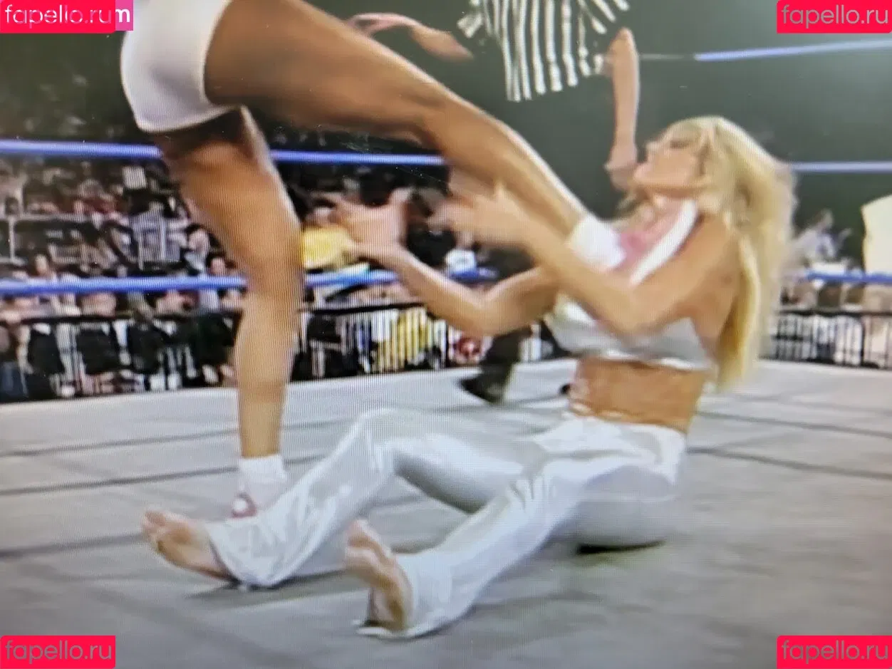 Torrie Wilson / torriewilson Onlyfans Photo Gallery 