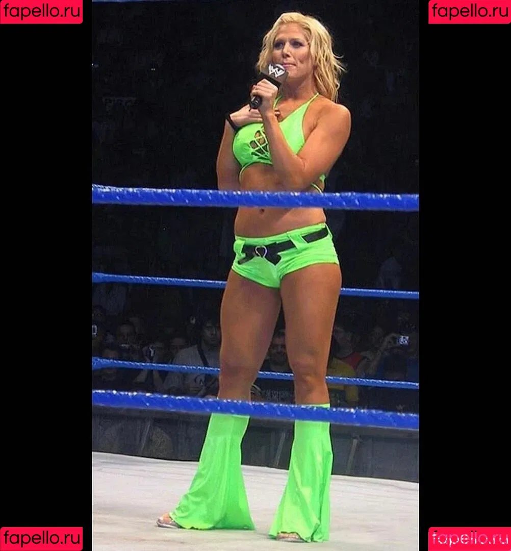 Torrie Wilson / torriewilson Onlyfans Photo Gallery 