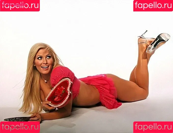 Torrie Wilson / torriewilson Onlyfans Photo Gallery 